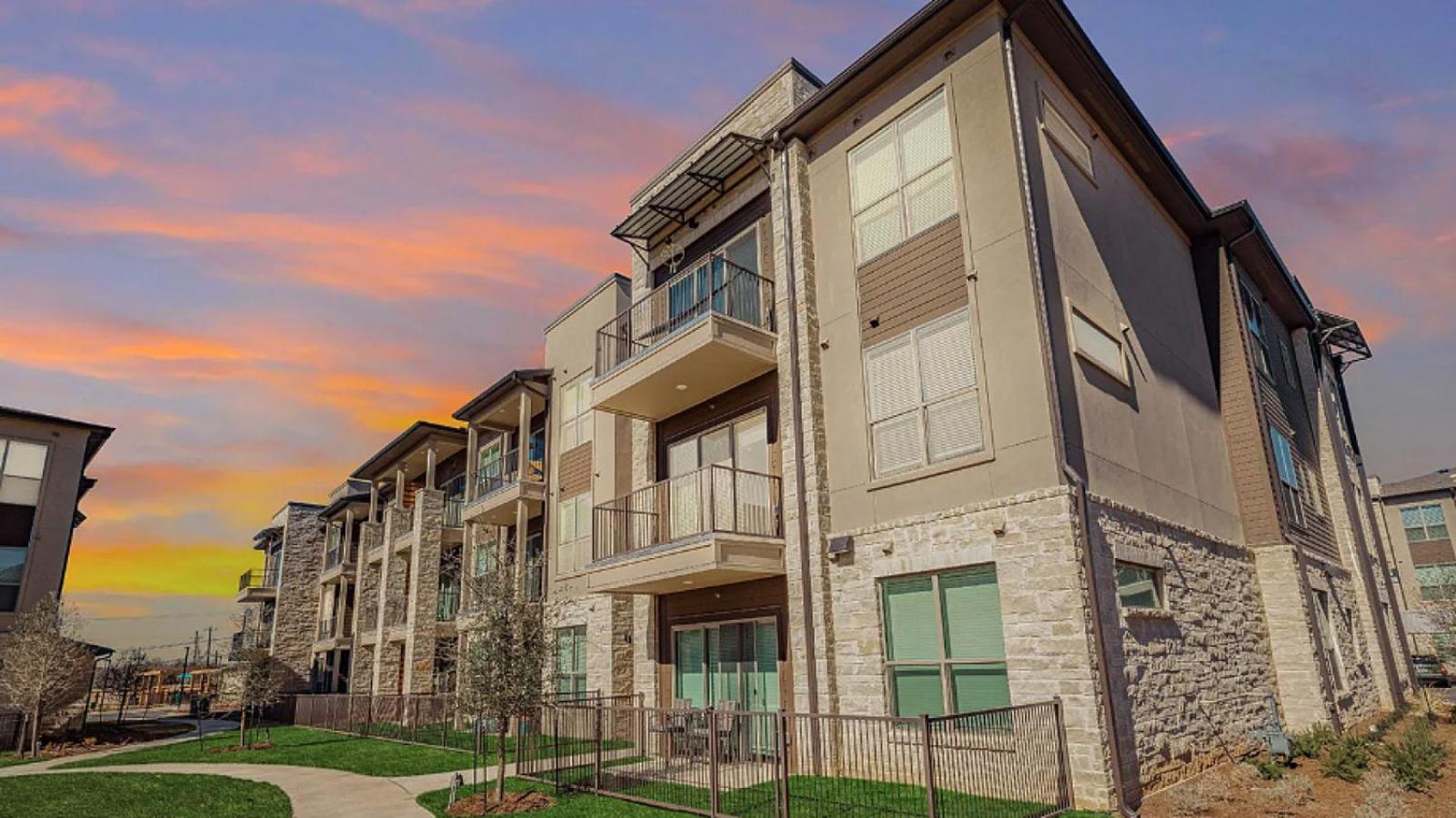 Landing At The Haywood - 1 Bedroom In Slaughter Creek Austin Exterior photo